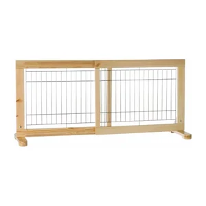 Barierki i kojce - Barierki i kojce dla psa ograniczaj� dost�p do cz�ci domu, schod�w lub baga�nika i daj� szczeniakowi bezpieczne miejsce, gdy zostaje sam. W tej kategorii znajdziesz o�miopanelowe kojce heavy w czterech wysoko�ciach (61, 81, 101 i 120 cm), barierki metalowe i drewniane do drzwi i schod�w, b...