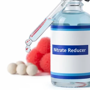 Redukcja azotan�w - Redukcja azotan�w w akwarium morskim to kluczowy element utrzymania zdrowego ekosystemu rafowego. Nadmierne st�enie azotan�w prowadzi do niekontrolowanego wzrostu glon�w, pogorszenia kondycji koralowc�w i zaburzenia r�wnowagi biologicznej w zbiorniku.

Skuteczne metody redukcji azotan�w obejmuj� prepa...