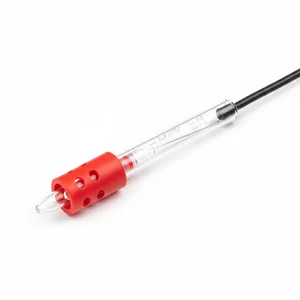 Sondy pH (elektrody) - Sondy pH, zwane te� elektrodami pH, to kluczowy element ka�dego systemu automatycznej kontroli odczynu wody w akwarium. Wsp�pracuj� z komputerami pH i sterownikami CO2, dostarczaj�c ci�g�y, precyzyjny pomiar warto�ci pH bezpo�rednio w zbiorniku.

Na co zwr�ci� uwag� przy wyborze? Prz...