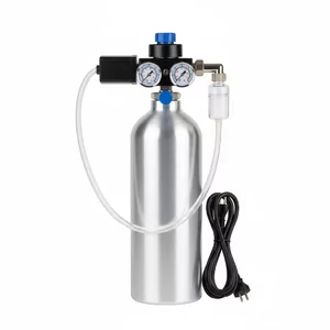 Zestawy CO2 z elektrozaworem - Zestawy dozowania dwutlenku w�gla do akwarium wyposa�one w elektrozaw&oacute;r CO2. Urz�dzenie to podpi�te to zegara pozwala dozowa� CO2 w synchronizacji z o�wietleniem lub w zale�no�ci od indywidualnych potrzeb mieszka�c&oacute;w akwarium. Stosowanie elektrozaworu CO2 i odcina...